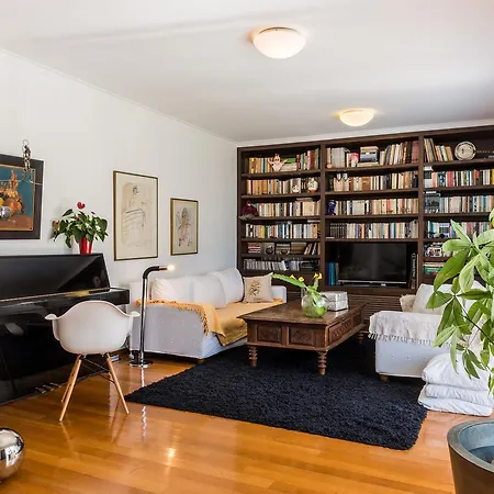 Artistic Pool Private * 干尼亞