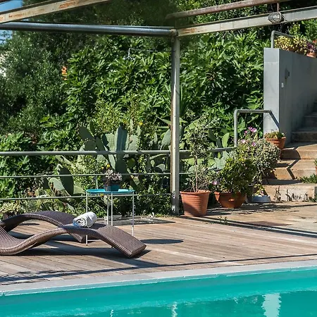 Artistic Pool Private Villa