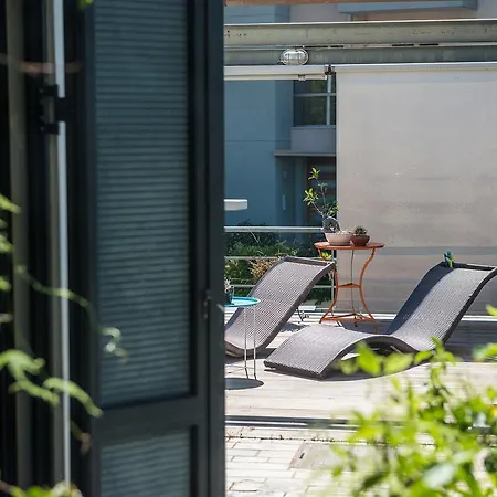 Artistic Pool Private