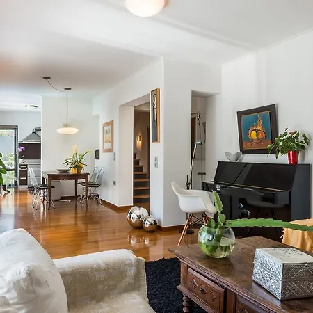 Вілла Artistic Pool Private