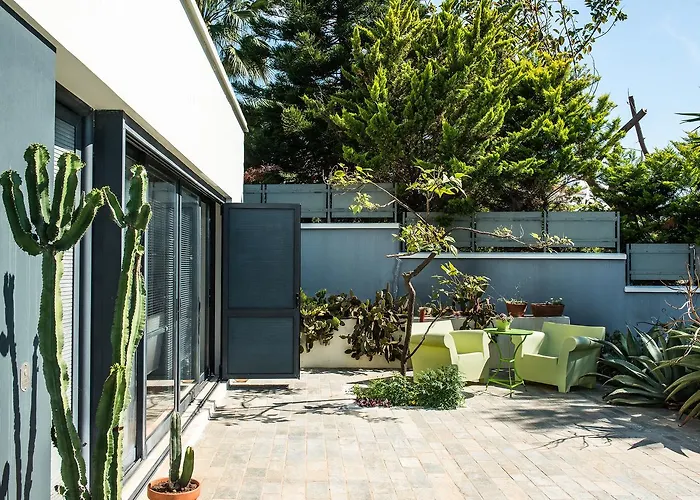 Artistic Pool Private Villa